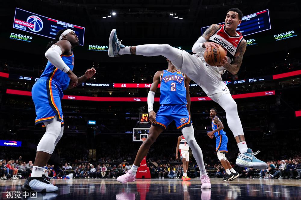 队在进攻端 队在进攻端