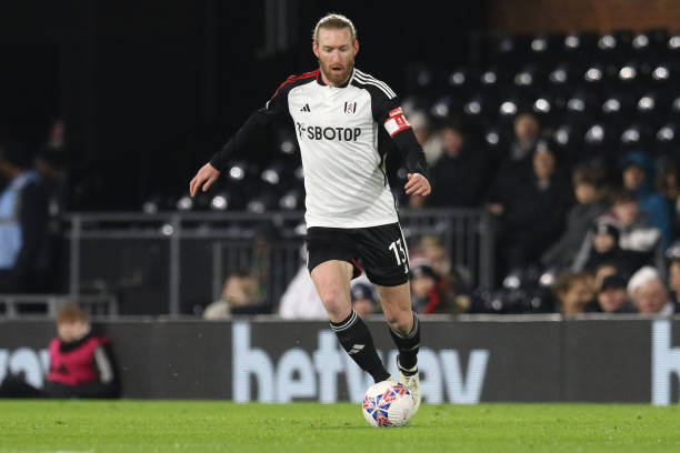 并且在防守 并且在防守